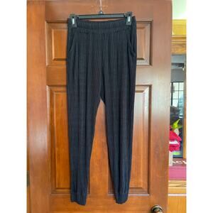 Amour vert ribbed jogger black M